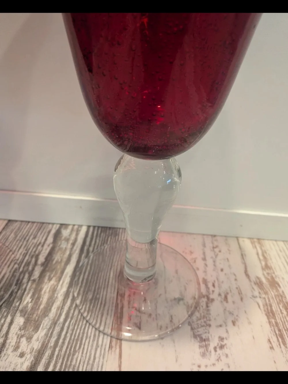 Pair of Artland Iris Ruby Red Seeded Glass Stemmed Goblets‎